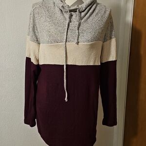 Market & Spruce Gray and Cream Hoodie